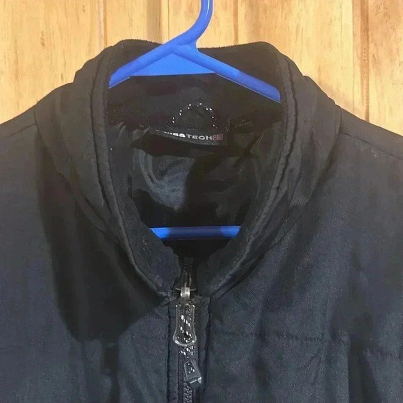 Swiss Tech 100% Polyester Size Medium (38-40) - Picture 5 of 7